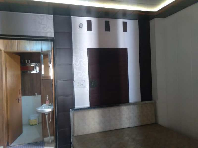1 BHK Flats & Apartments for Rent in Aliganj, Lucknow (600 Sq.ft.)