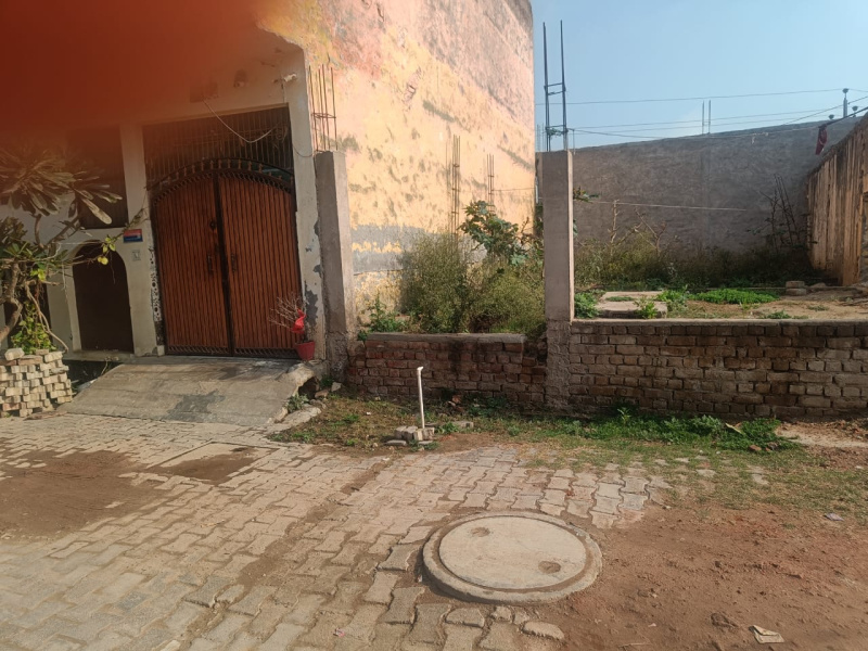 72 Sq. Meter Residential Plot for Sale in Awas Vikas Colony, Bulandshahr