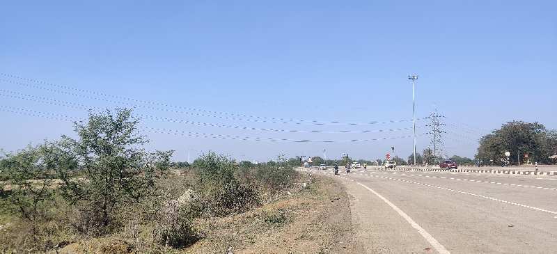 18513 Sqft Plot For Sale At Village Deori, Dharsiwa, NH30 Expressway Raipur Chhattisgarh. Raipur Central Ghari Chowk to 28km.  Plot NH Front 54 Feet,