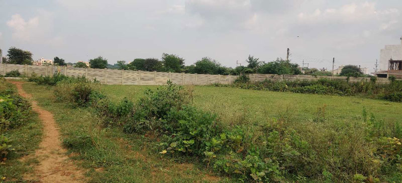 Plots For Sale 13227 Sqft Double Road North West Plot for sale at Village Dumartalab, Hotel Piccadily to Amanaka Thana to Ring Road No 1 Approch Road To 0.5 K.M., Raipur Chhattisgarh