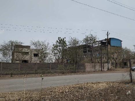 1,30,000 Sq. Ft. Building  Office & Boundary wall Construction, Industrial Permission , Lay Out Approved * Property * For Sale At Siltara Phase I, Near Godawari Ispat , Siltara, Raipur Chhattisgarh.  Plot Front 280 feet, Plot Dimantion 280*450 feet,