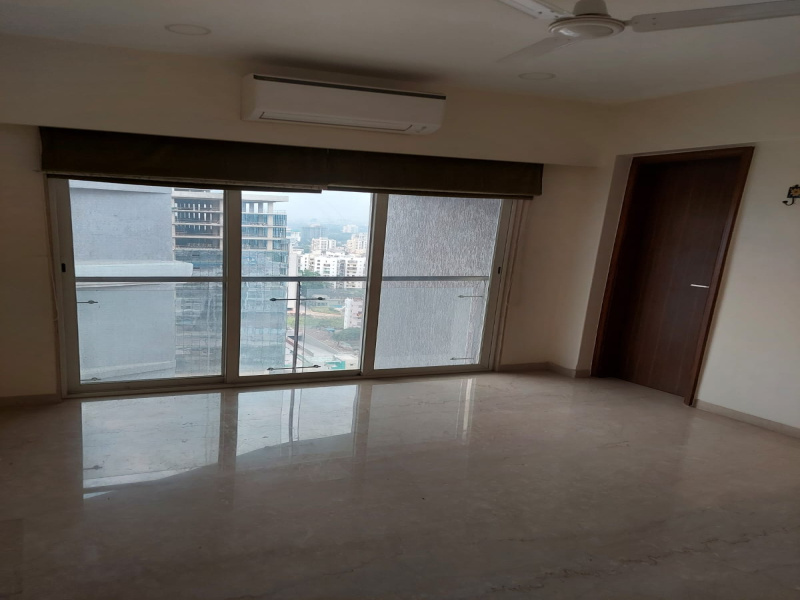 4.5 Bhk flat for sale in Supreme Amedor