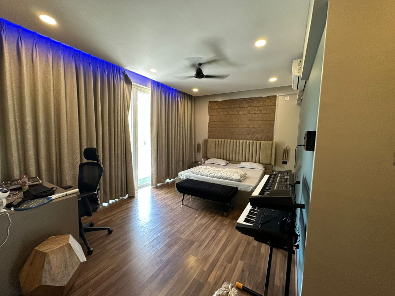 4.5 BHK flat for sale in Baner, Pune
