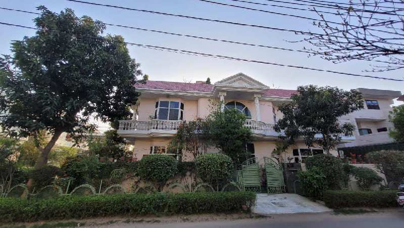 4 BHK Individual Houses / Villas for Sale in Rajguru Nagar, Ludhiana
