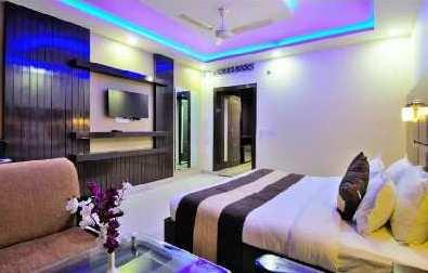 12000 Sq.ft. Hotel & Restaurant for Sale in Haridwar