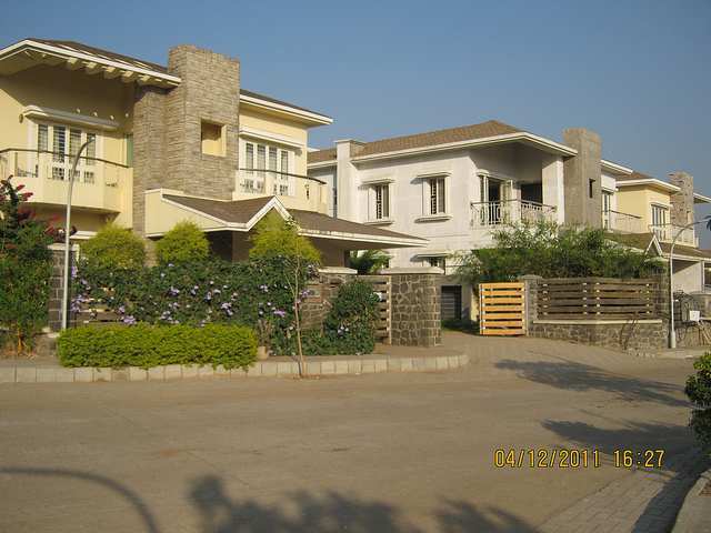 4 BHK Individual Houses / Villas for Sale in Bhugaon, Pune (5500 Sq.ft.)