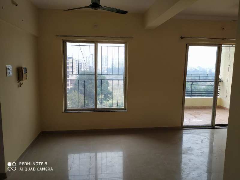 2 BHK Flats & Apartments for Sale in Kaspate Vasti, Pune (920 Sq.ft.)