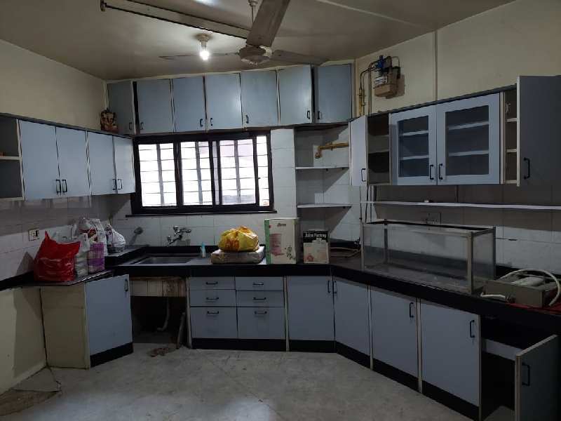 Available 2 BHK  Semi Furnished  flat on rent