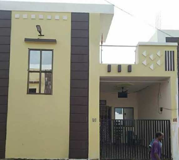 1100 Sqft independent house in Sarkanda