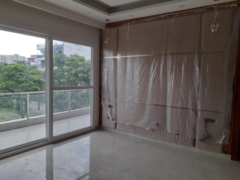 4 BHK Builder Floor for Sale in Sector 49, Gurgaon (2800 Sq.ft.)