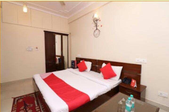 200 Sq. Yards Hotel & Restaurant for Rent in Laxman Jhula, Rishikesh