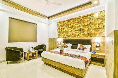 500 Sq. Yards Hotel & Restaurant for Sale in Laxman Jhula, Rishikesh