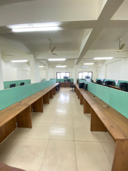 Furnished 1400 sq ft furnished office space on rent at Sadar