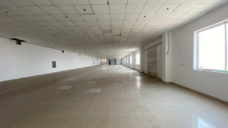 4000 Sq. Meter Warehouse/Godown for Rent in Sector 66, Noida
