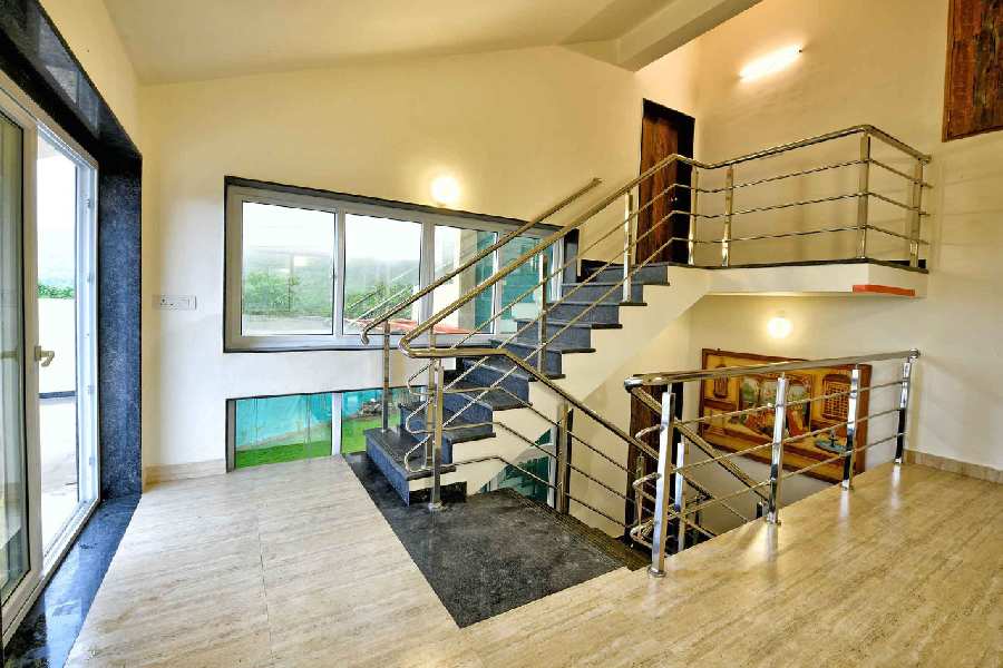4 BHK Farm House for Sale in Lonavala Road, Pune (200000 Sq.ft.)