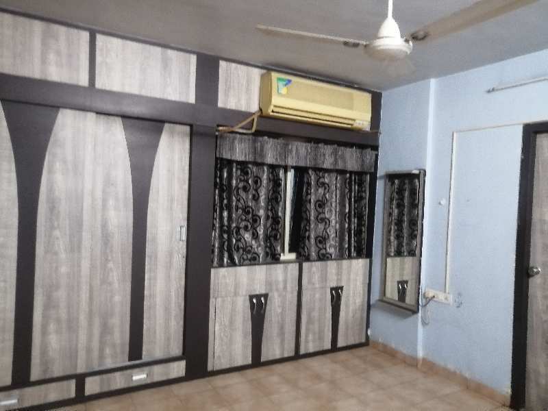 2 BHK Flats & Apartments for Sale in Bavisa Faliya, Silvassa (1100 Sq.ft.)