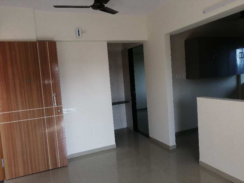 2 BHK Flats & Apartments for Rent in Samarvani, Silvassa (1100 Sq.ft.)