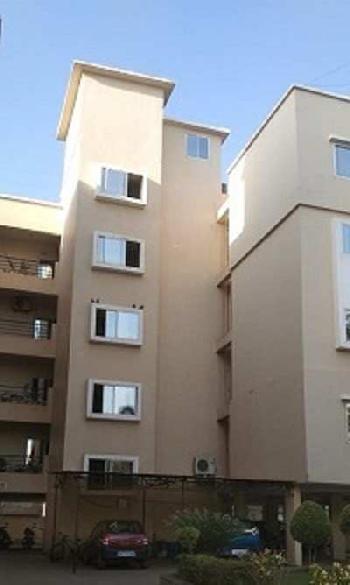 3 BHK Flats & Apartments for Sale in Mahaveer Nagar, Raipur (1100 Sq.ft.)