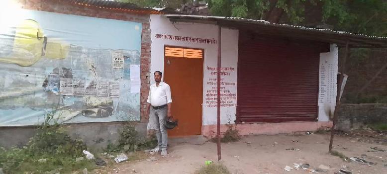 24.19 Sq. Yards Commercial Shops for Sale in Bansgaon, Gorakhpur