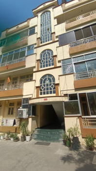 3 BHK Flats & Apartments for Sale in Sikraul, Varanasi (4439 Sq.ft.)