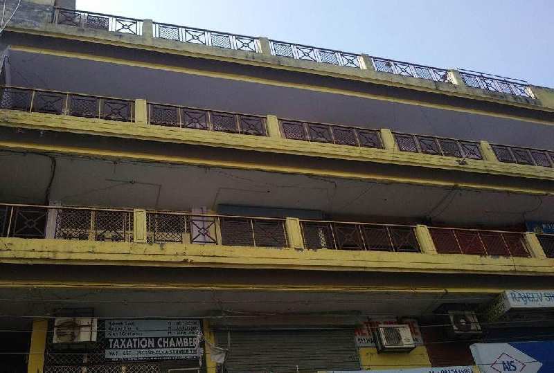151.04 Sq. Meter Office Space for Sale in Mangal Pandey Nagar, Meerut
