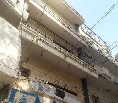 6 BHK Individual Houses / Villas for Sale in Bharat Nagar, New Friends Colony, Delhi (93 Sq. Yards)