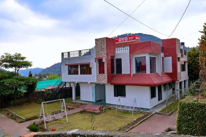 9720 Sq.ft. Hotel & Restaurant for Sale in Bhimtal, Nainital