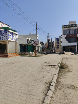 22 Sq. Yards Commercial Shops for Sale in Najafgarh Road, Bahadurgarh