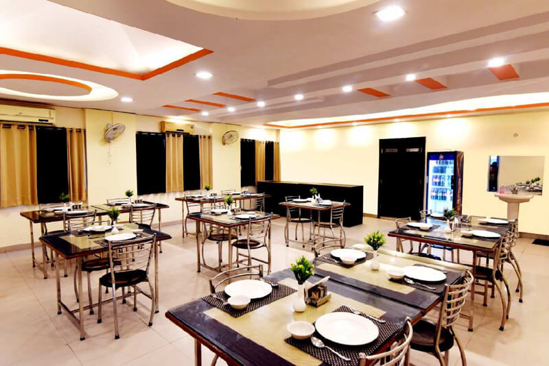1700 Sq.ft. Hotel & Restaurant for Sale in Haridwar Road, Rishikesh