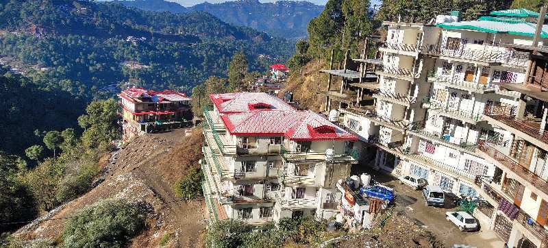 3 BHK Flats & Apartments for Sale in Kumarhatti, Solan (1500 Sq.ft.)