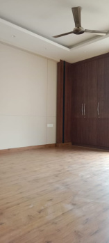 3 BHK Flats & Apartments for Sale in Hauz Khas, Delhi (200 Sq. Yards)