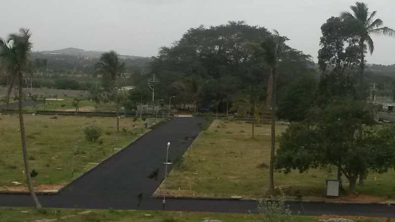 villa plot in a gated comunity BHEL OHS nandi hills