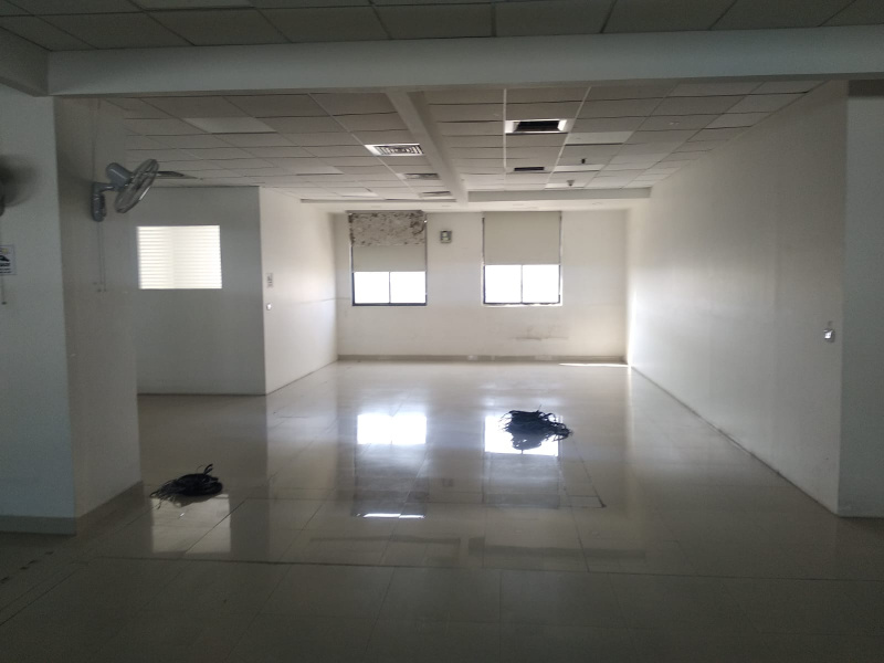 12000 sq feet furnished office space 240 work stations