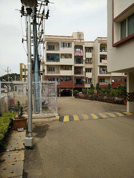 2 BHK Flats & Apartments for Sale in Sahakar Nagar, Bangalore (980 Sq.ft.)