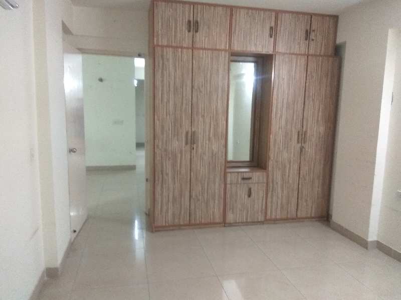 3 bhk flat will all amenities in gated comunity