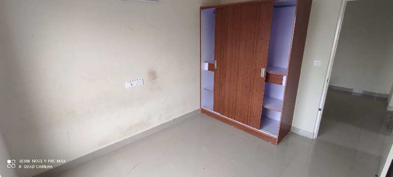 2 BHK Flats & Apartments for Rent in Thanisandra, Bangalore (1057 Sq.ft.)