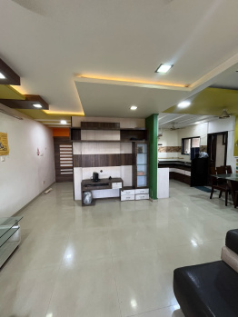 Property with ultra luxurious new furniture
