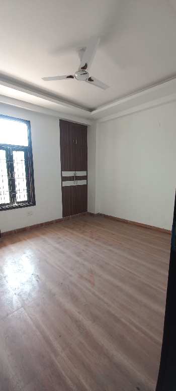 3 BHK Flats & Apartments for Sale in Chattarpur Extension, Chattarpur, Delhi (1050 Sq.ft.)