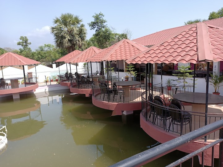 Hotel Bar & Restro for Sale at Dahanua