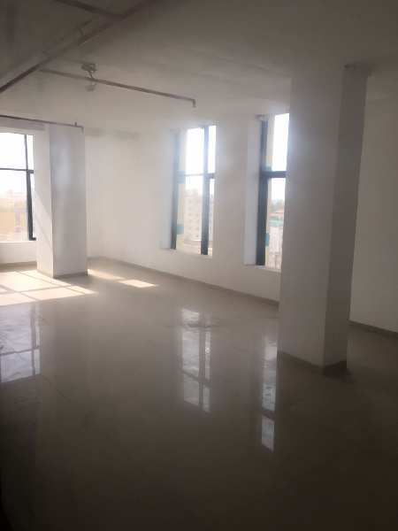 450 Sq.ft. Office Space for Sale in Sapna Sangeeta Road, Indore