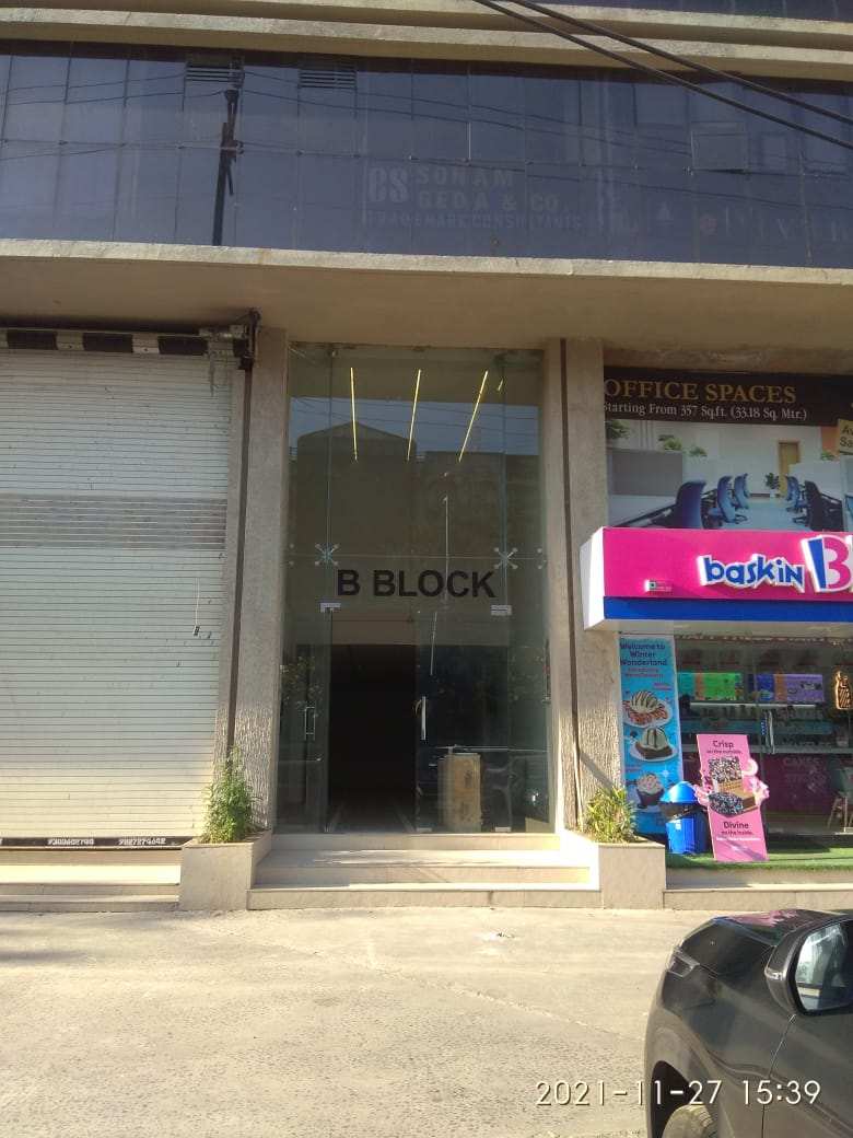 732 Sq.ft. Office Space for Sale in R N T Marg, Indore