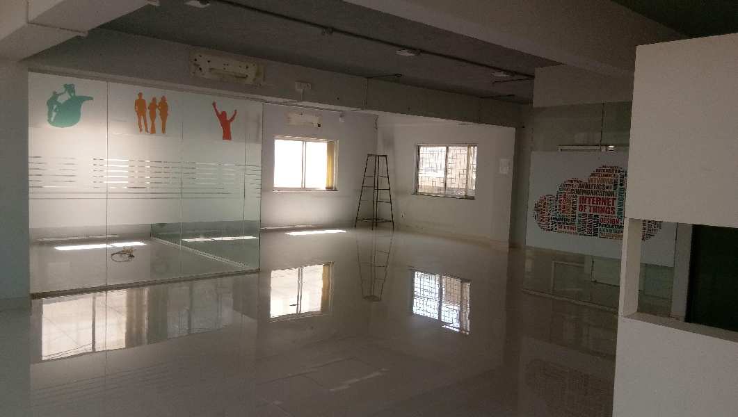 2000 Sq.ft. Office Space for Rent in M G Road, Indore