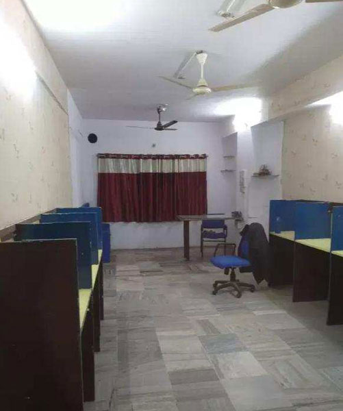 10-15 SEATER & 1 CABIN AT RNT MARG