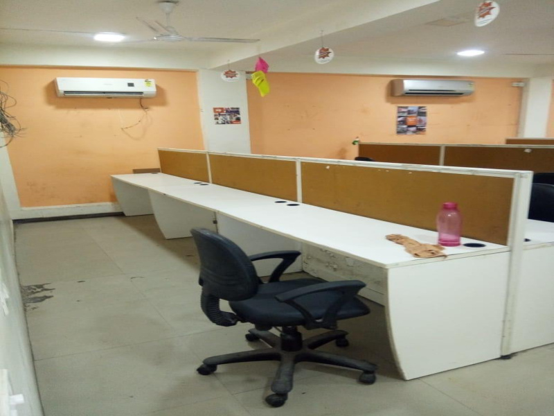 700 Sq.ft. Office Space for Rent in Y N Road, Indore