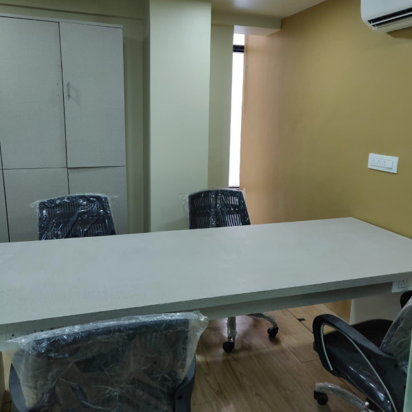 950 Sq.ft. Office Space for Rent in Palasia Square, Indore