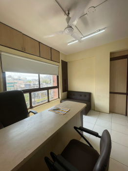 700 Sq.ft. Office Space for Rent in Jangeer Wala Chauraha, Indore
