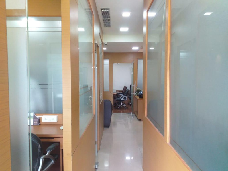 2300 Sq.ft. Office Space for Rent in Vijay Nagar, Indore