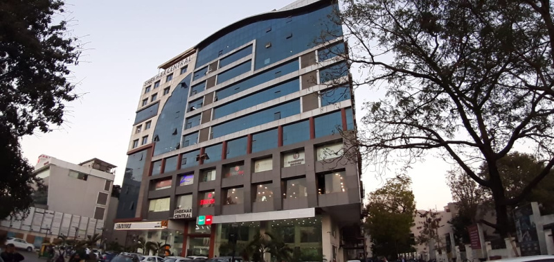 1090 Sq.ft. Office Space for Sale in Palasia Square, Indore