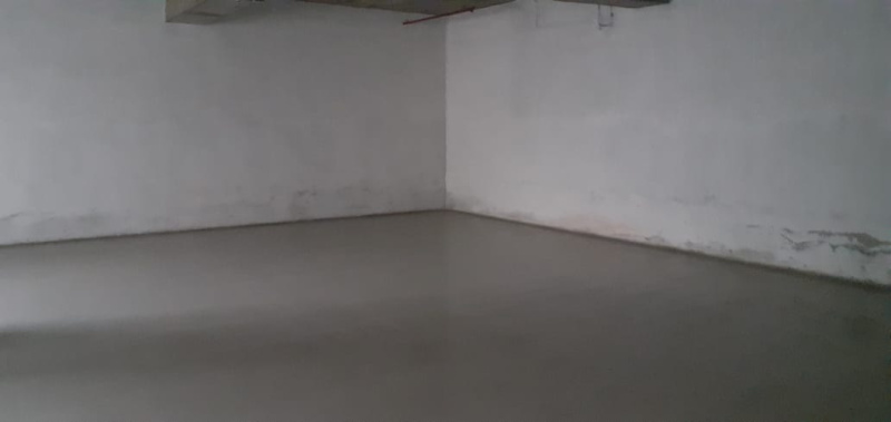new constructed showroom for sell