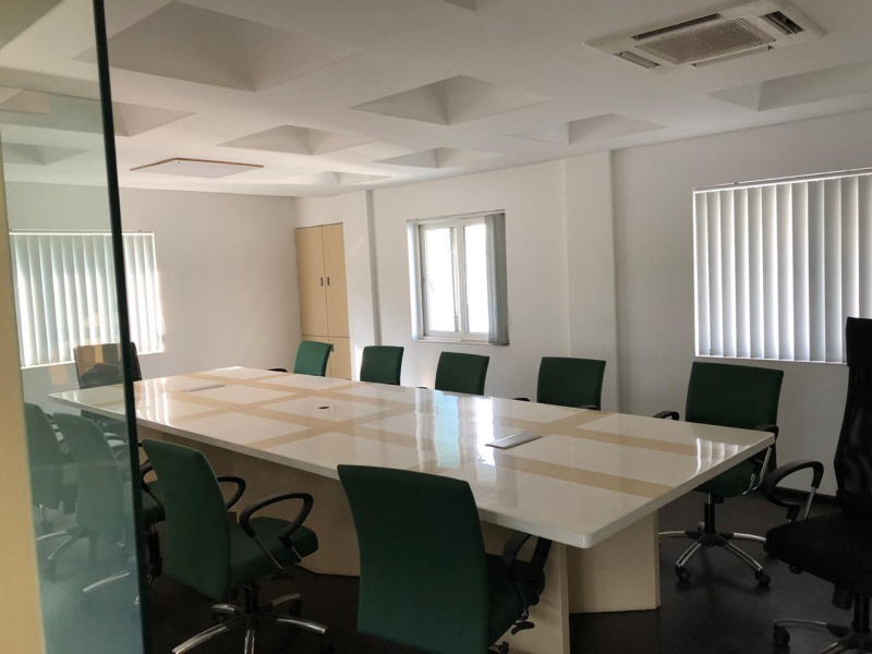2700 Sq.ft. Office Space for Rent in Race Course Road, Indore